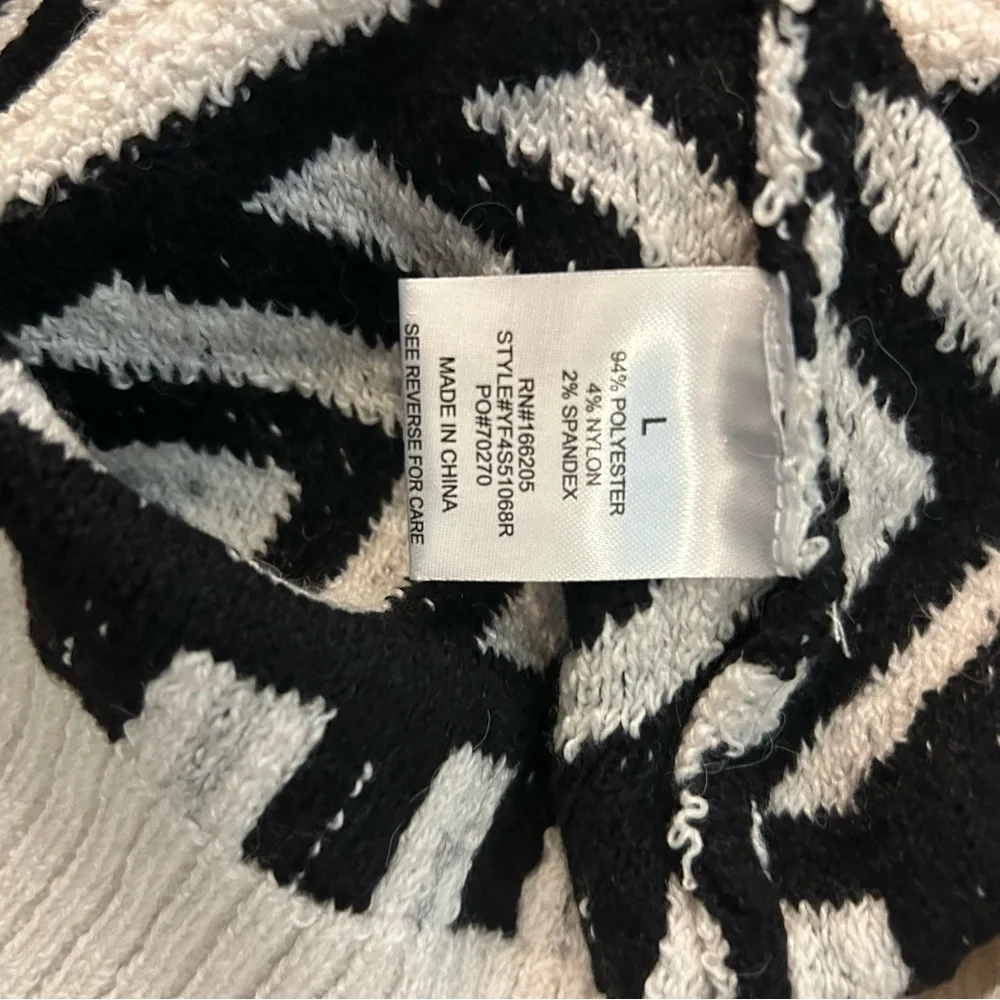 Lucky Brand V-Neck Sweater Dress - Picture 4 of 5